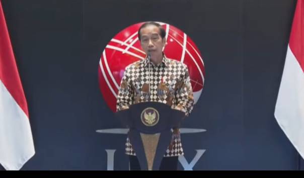 Presiden Joko Widodo menyebutkan vaksinasi COVID-19 di Indonesia sudah melampaui target 280 juta dosis yaitu mencapai 281.299.690 dosis