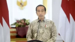 "Program pembangunan Ibu Kota Negara di Kalimantan Timur adalah bagian penting dari transformasi itu. Progam IKN bukan sekadar pindah gedung pemerintahan, bukan itu," kata Presiden Jokowi di Istana Kepresidenan Bogor, Sabtu (29/01/2022)