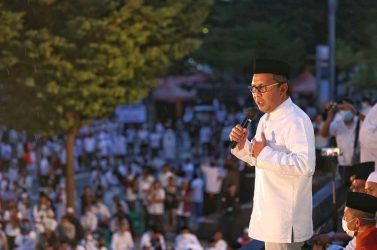 Wali Kota Makassar, Moh Ramdhan Pumanto dalam sambutan dihadapan Jemaah Shalat Subuh Berjamaah di anjungan Pantai Losari