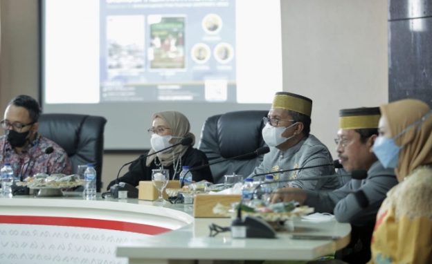 Pemerintah Kota Makassar bersama Bidang Koordinasi dan Supervisi Pencegahan Korupsi (Korsupgah) Komisi Pemberantasan Korupsi (KPK) menggelar Initiative Meeting Kampanye Antikorupsi