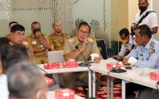 Wali kota Makassar Beri Solusi Terkait Pembangunan Jalur Kereta Api