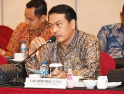 Anggota Komisi VI DPR RI Rudi Hartono Bangun saat mengikuti pertemuan Tim Kunjungan Kerja Reses Komisi VI DPR RI.