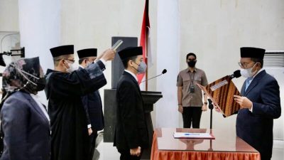 Wali Kota Makassar Lantik kadis Dukcapil Muhammad Hatim