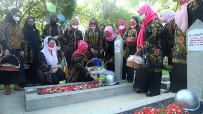 HUT Ke 77