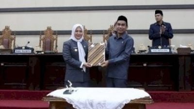 DPRD Kota Makassar Sahkan Perda Perlindungan Guru