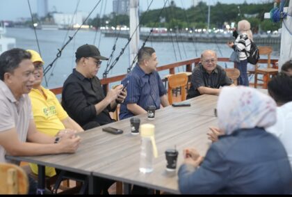 f6f436ad5adb4a99d39205ce2ef8e97a