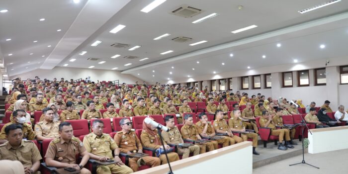 Wali Kota Munafri Minta Camat-Lurah Bergerak Cepat Atur Ulang Waktu Angkut Sampah di Makassar 3 IMG 20260406 WA0028